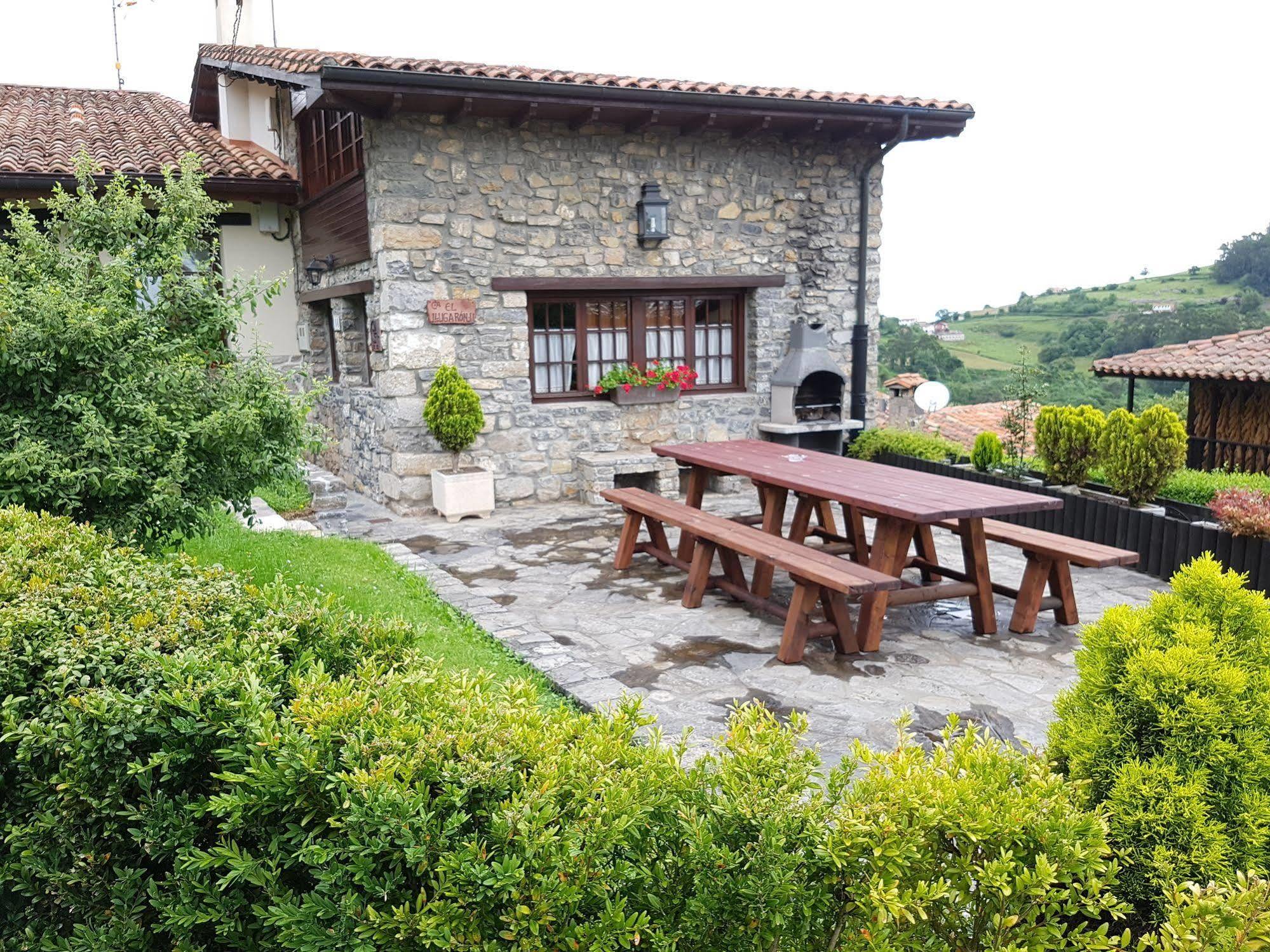 Casas Rurales El Llugaron Miravalles Exterior photo